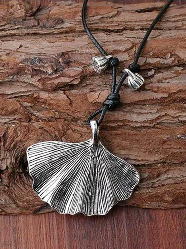 Artistic Retro Vintage Alloy Leaf Necklace