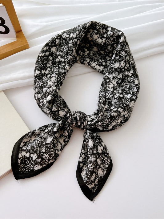 Cotton and linen small square scarf silk scarf women's spring, autumn and summer fashion versatile decorative four-season scarf with neck protection scarf