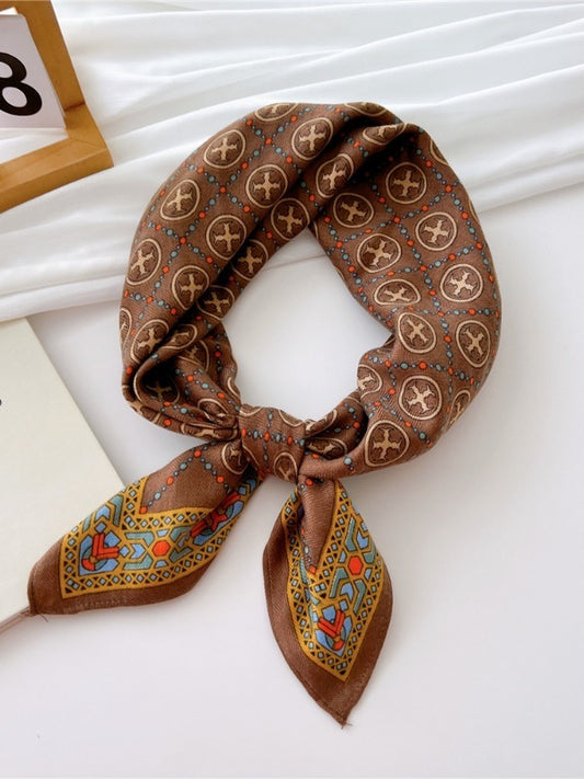 Cotton and linen small square scarf silk scarf women's spring, autumn and summer fashion versatile decorative four-season scarf with neck protection scarf