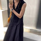 Retro large V-neck pleated design loose and versatile niche sleeveless dress
