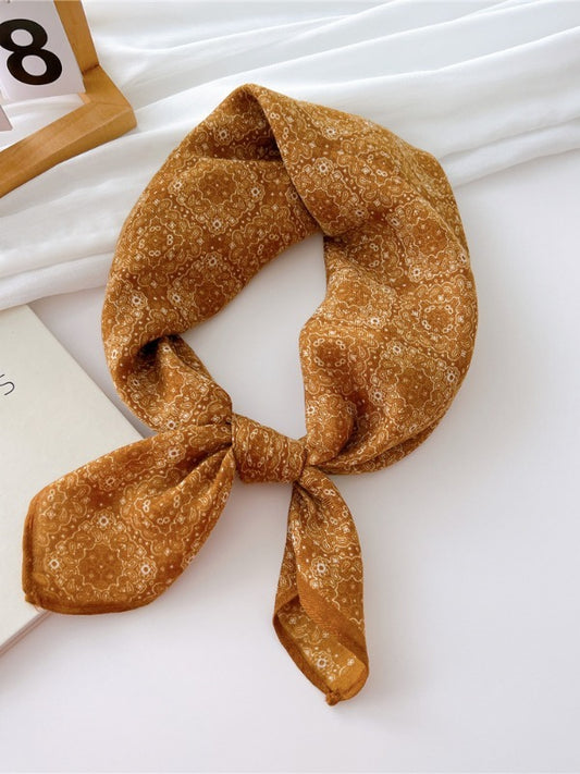 Cotton and linen small square scarf silk scarf women's spring, autumn and summer fashion versatile decorative four-season scarf with neck protection scarf