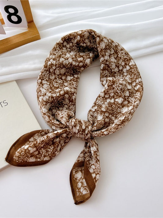 Cotton and linen small square scarf silk scarf women's spring, autumn and summer fashion versatile decorative four-season scarf with neck protection scarf
