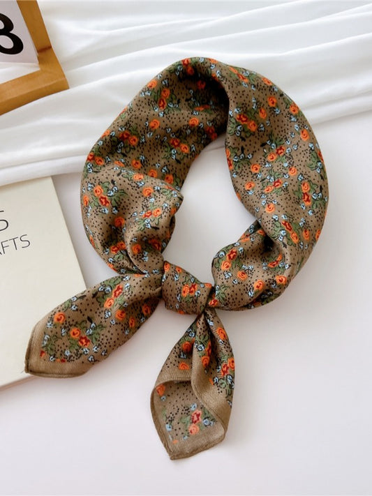 Cotton and linen small square scarf silk scarf women's spring, autumn and summer fashion versatile decorative four-season scarf with neck protection scarf
