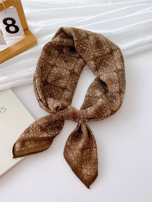 Cotton and linen small square scarf silk scarf women's spring, autumn and summer fashion versatile decorative four-season scarf with neck protection scarf
