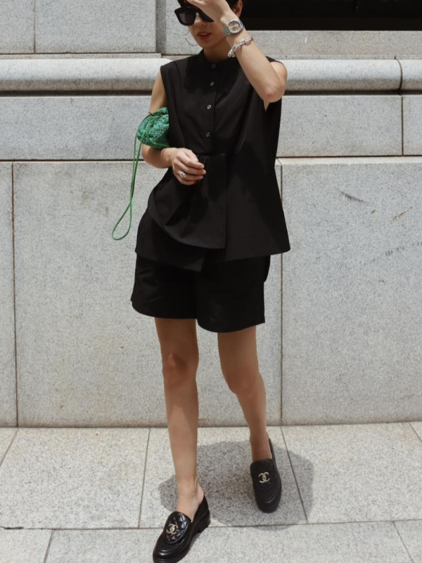 Original Loose Asymmetric Shirt Top