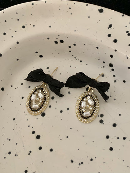 Normcore Pearls Bow-Embellished Geometry Earrings