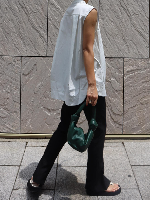 Original Loose Asymmetric Shirt Top